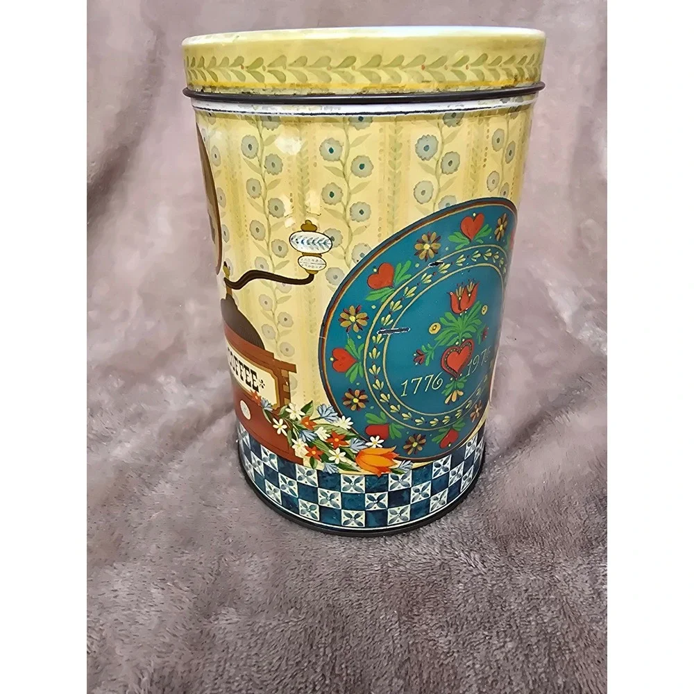 Vintage Hallmark 1776-1976 Bicentennial Folk Art Metal Tin Canister 350EBC55-7